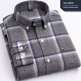 Cotton shirt with long sleeves in a check pattern, business, slim fit