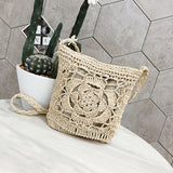 Bohemian Woven Hollow Out Beach Bag Women Crochet Fringed Straw Clutch Handmade Day Clutches Knitting Weave Boho Summer Bag Z70