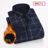 Nice warm shirt in European and American sizes with fleece lining