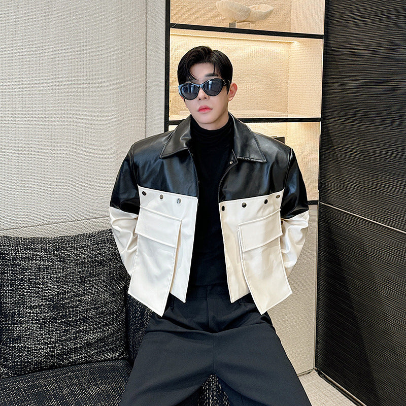 Осенняя куртка-бомбер с большим карманом и контрастным цветным пэчворком Осенняя куртка-бомбер с большим карманом и контрастным цветным пэчворком