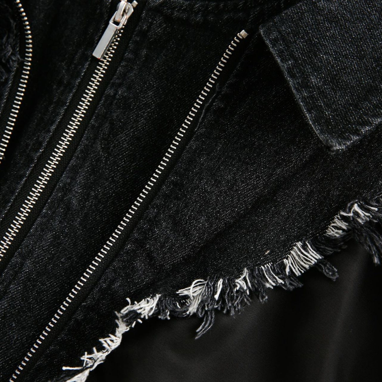 Куртка с капюшоном в стиле ретро от American Washing Heavy Industry Stitching Куртка с капюшоном в стиле ретро от American Washing Heavy Industry Stitching