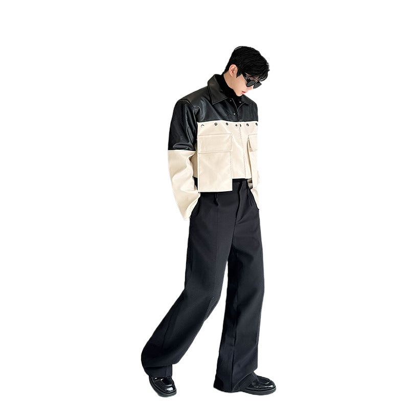 Осенняя куртка-бомбер с большим карманом и контрастным цветным пэчворком Осенняя куртка-бомбер с большим карманом и контрастным цветным пэчворком