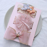 Бэйби духтари Бэйби зебо камон мӯи Банд маҷмӯи атои