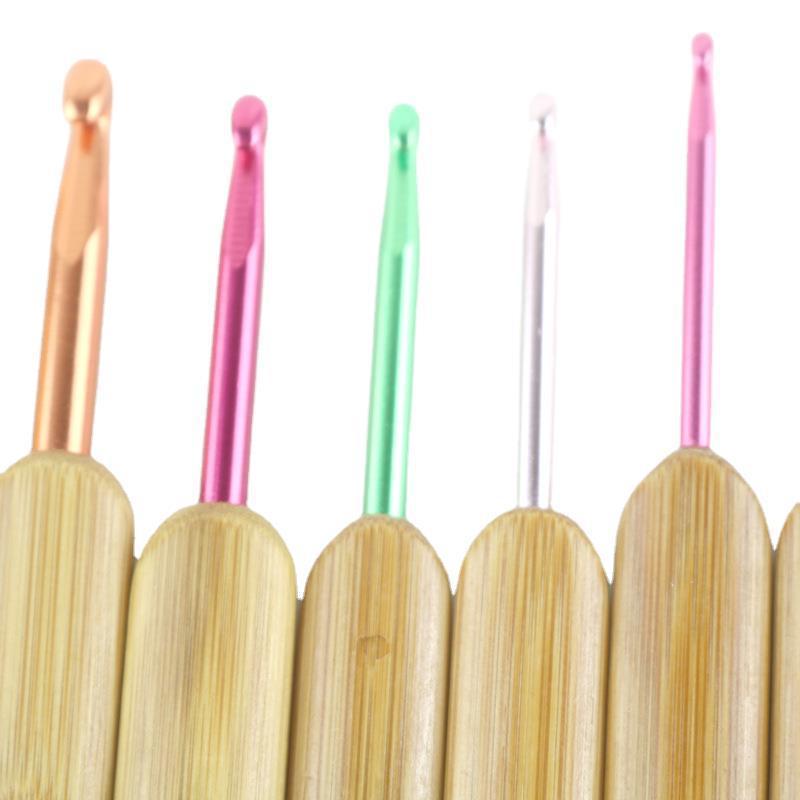 Bamboo Handle Crochet Hook Set Color Aluminum Oxide Metal Hook Needle Knitting Tool