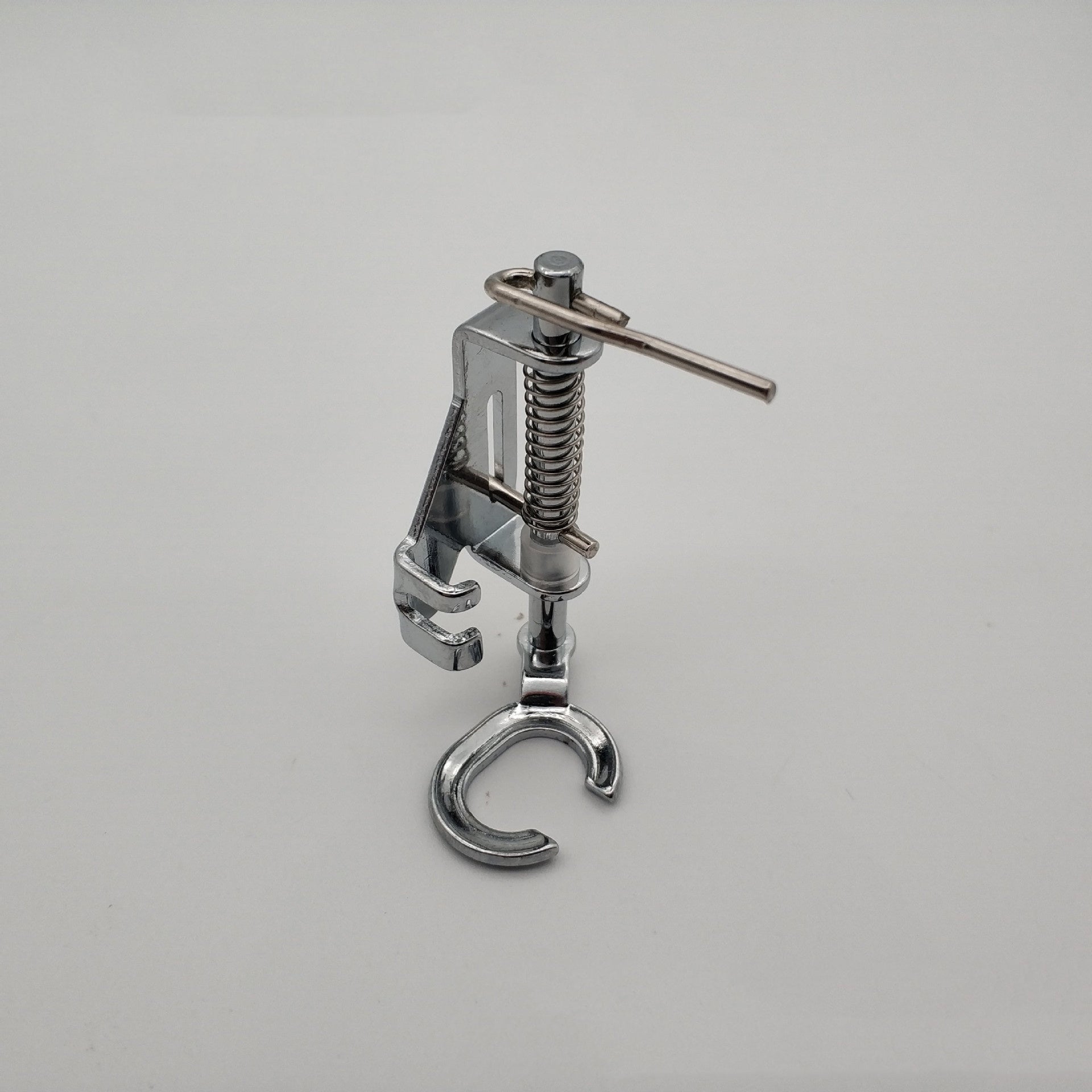 Sewing machine presser foot
