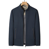 Мужская флисовая куртка среднего возраста с подкладкой