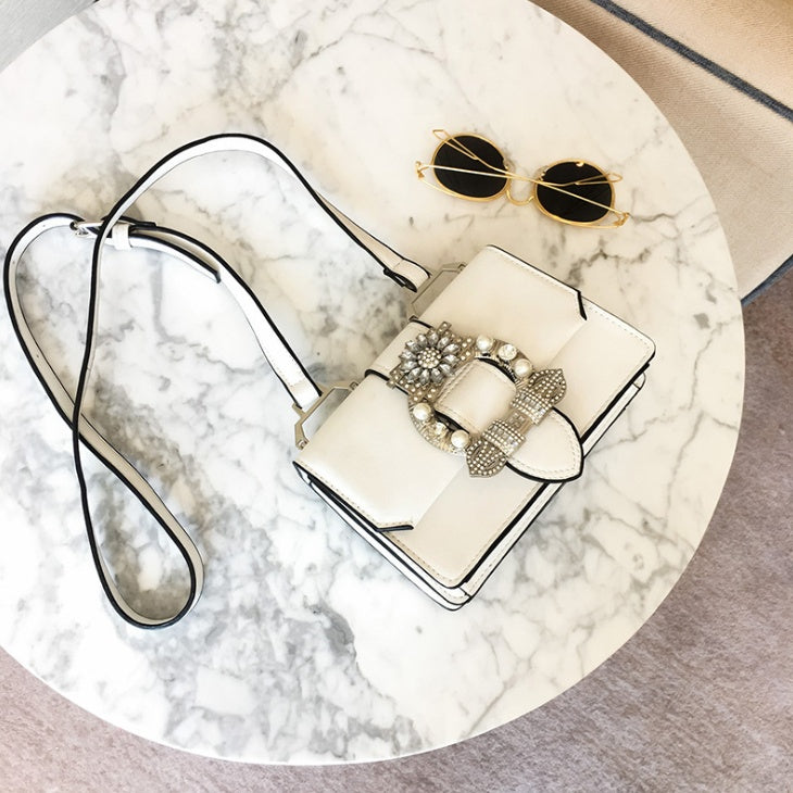Pearl hardware flip bag shoulder bag