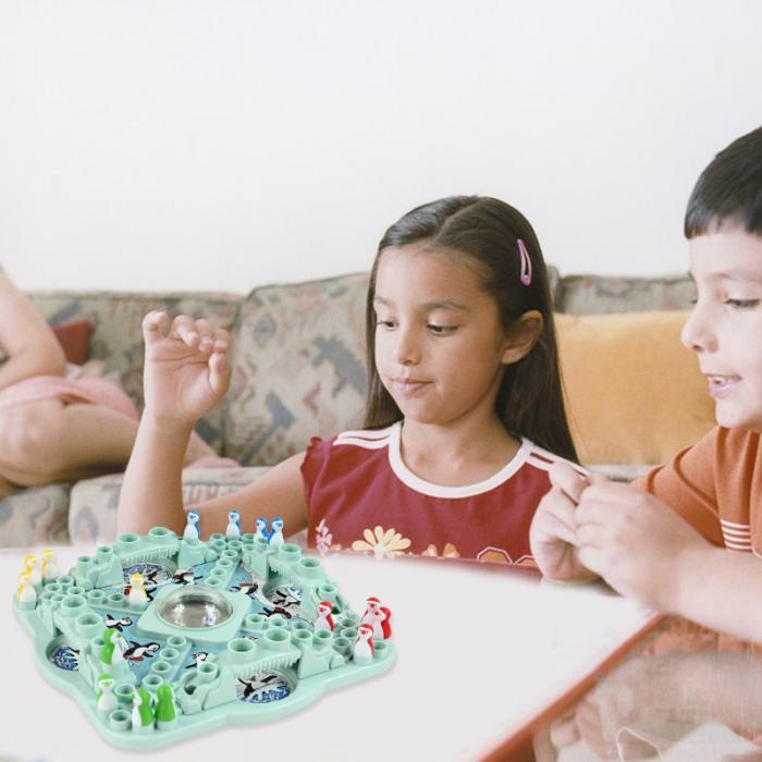 Desktop Puzzle Dice Game Penguin Icebreaker 