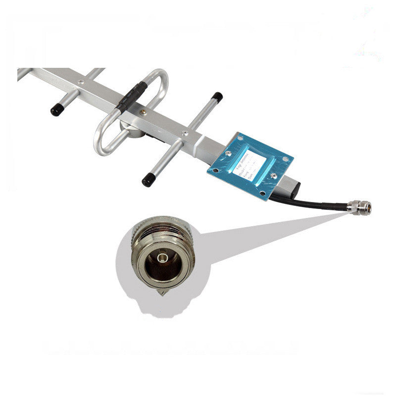 Cell phone signal amplifier