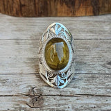 Classical Zunbao Stone Two-color Art Carving Ring