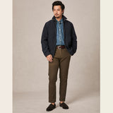 Весенняя классическая спортивная куртка с контрастными лацканами