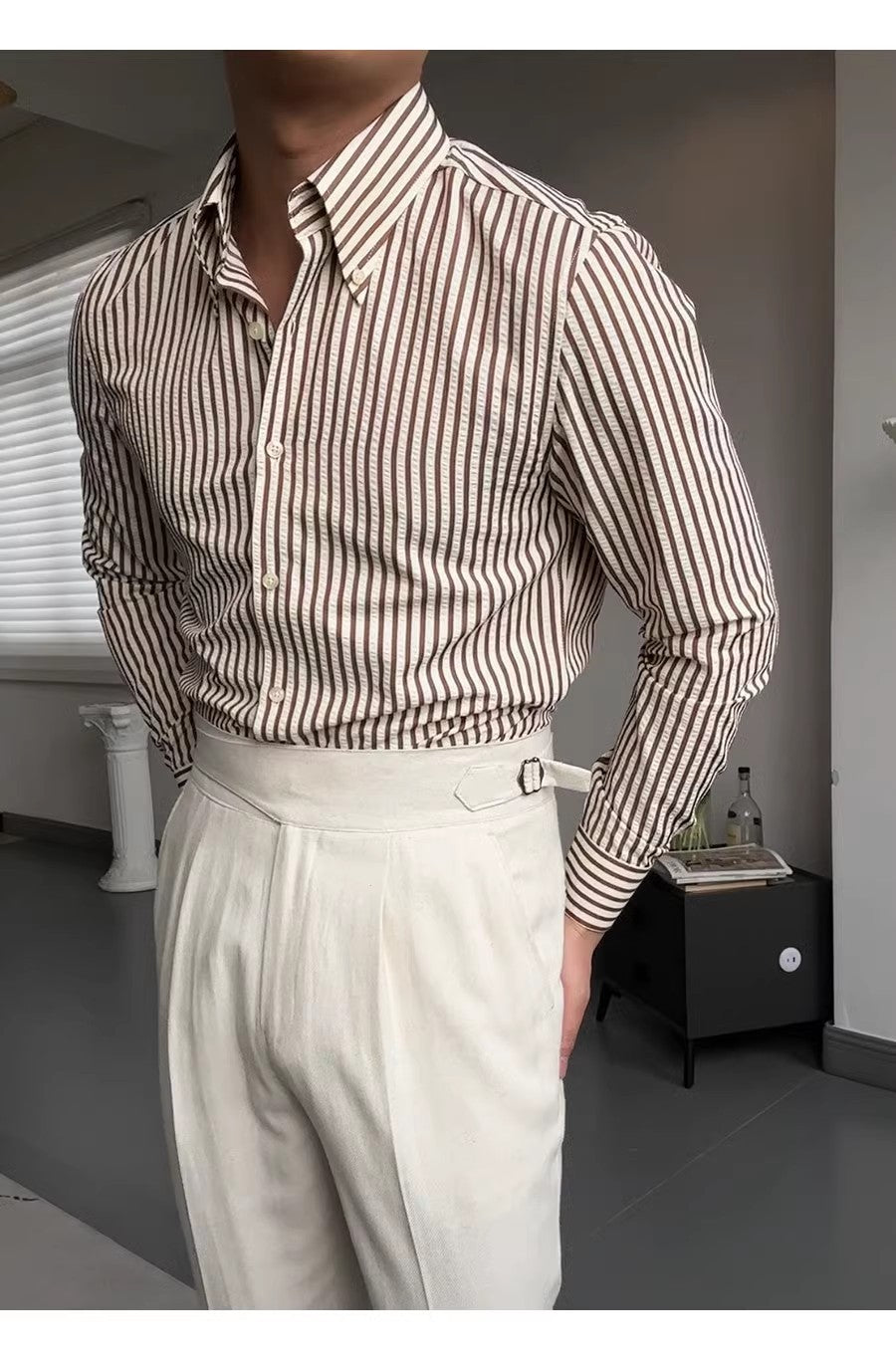 Весенняя мужская рубашка из сирсакера