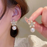 Silver Needle Pearl Flower Earrings Love Sweet Fashion
