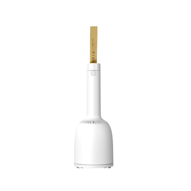 Mini portable desktop vacuum cleaner