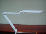 Special Lighting For Beauty Salons And Home Nail Tables