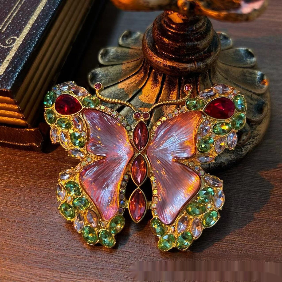 Бабочка Rhinestone ширин брош костюми гарданбанд