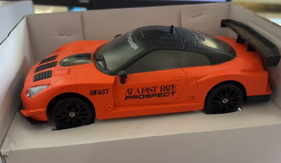 2.4G Drift Rc Car 4WD RC Drift Car Toy идораи дурдасти GTR Model AE86 Автомобил RC Racing Car Toy барои кӯдакон тӯҳфаҳои Мавлуди Исо