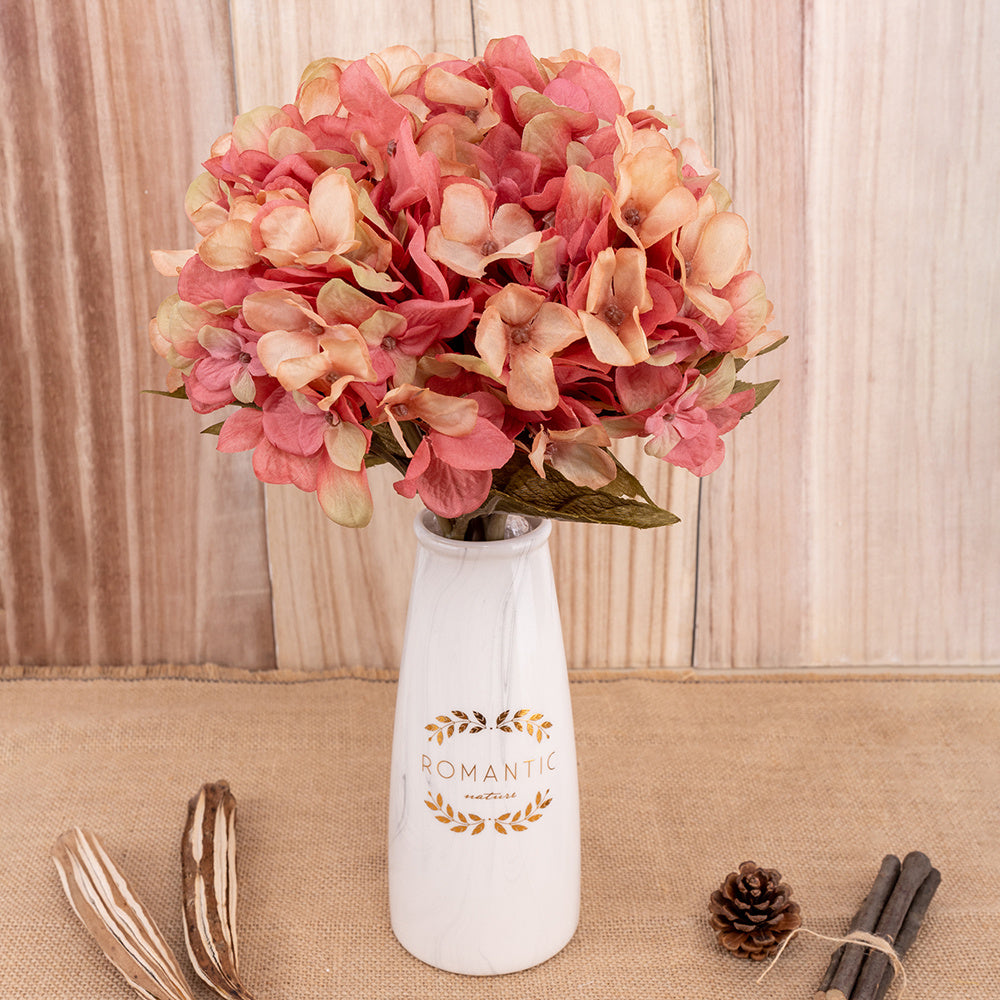 Гулҳои сунъии Hydrangea Филиали хона Ороиши тӯйи Тирамоҳ