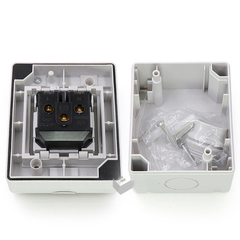 French Outdoor Exposed Waterproof And Rainproof Socket