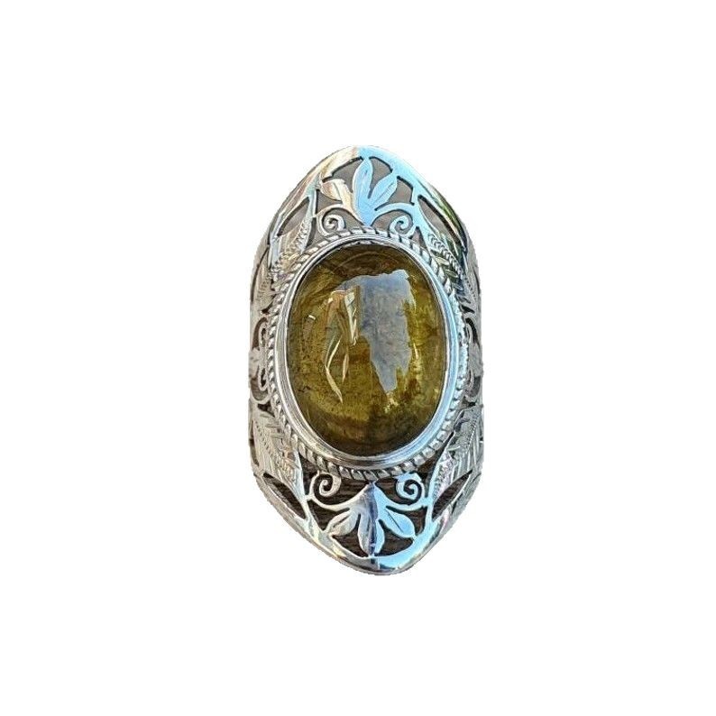 Classical Zunbao Stone Two-color Art Carving Ring