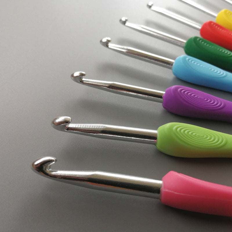 Knitting Tool Sweater Needle New Color Plastic Soft Handle Alumina Crochet Hook
