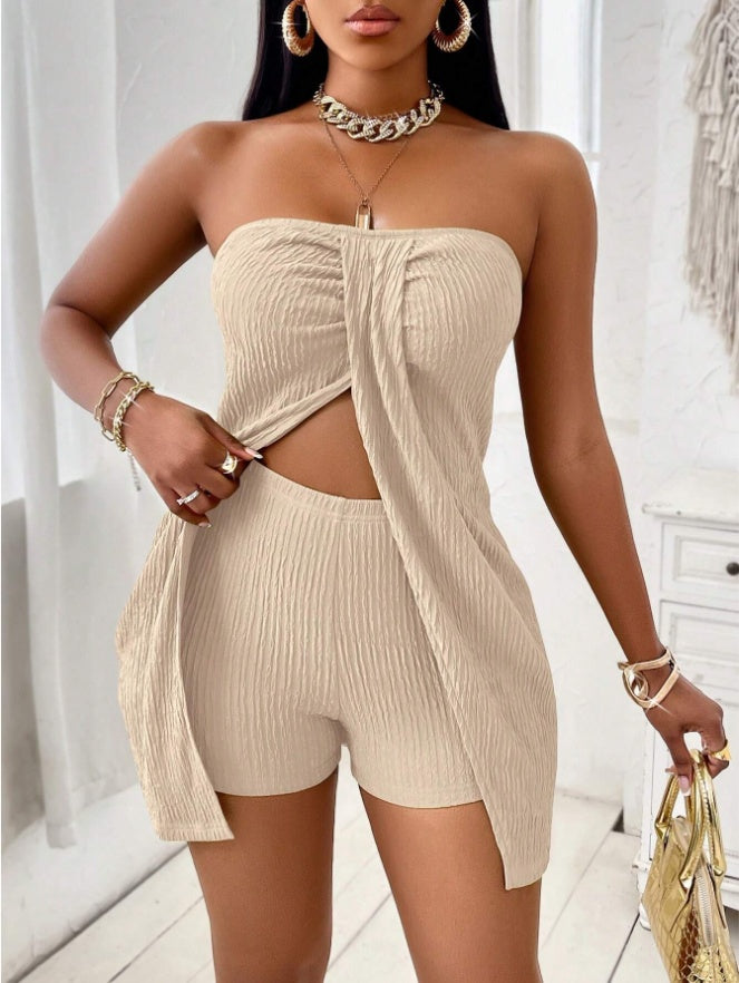 Solid Color Twisted Front Split Green Strapless Top And Shorts Set